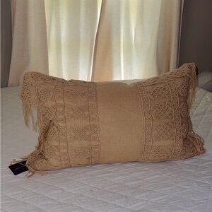 Ralph Lauren Tan Decorative Pillows Elegant Bedding